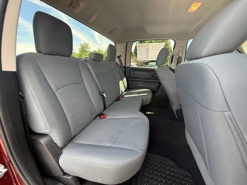 Used 2018 RAM 2500 Tradesman w/ Chrome Appearance Group AWD/4WD image 30