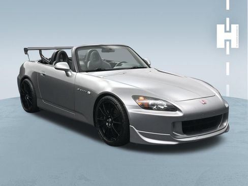 Used 2005 Honda S2000 image 1