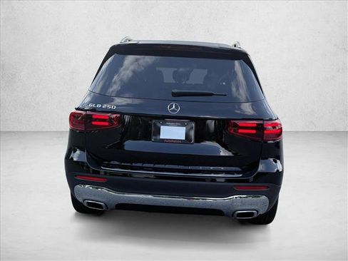 Used 2025 Mercedes-Benz GLB 250 image 6