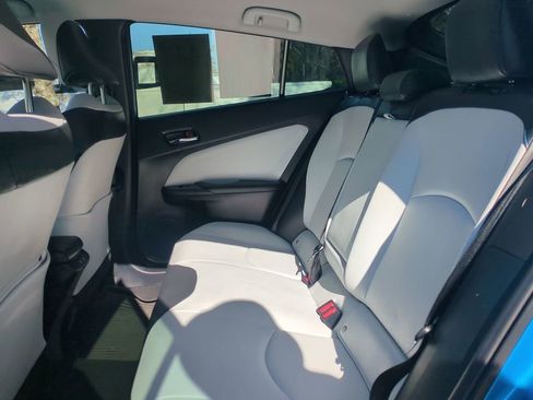 Certified 2022 Toyota Prius Limited image 14