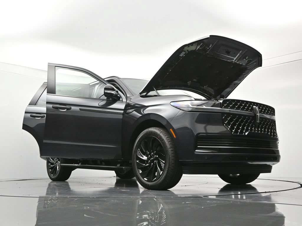 New 2026 Lincoln Navigator Reserve w/ Jet Appearance Package AWD/4WD image 51