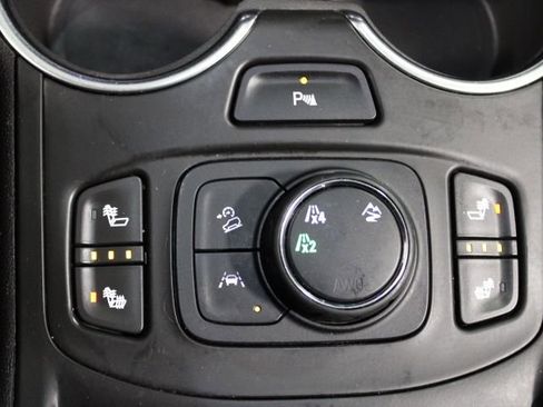 Certified 2022 GMC Terrain SLT w/ Tech Package image 35