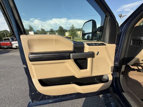 Used 2017 Ford F250 XLT w/ XLT Value Package image 14