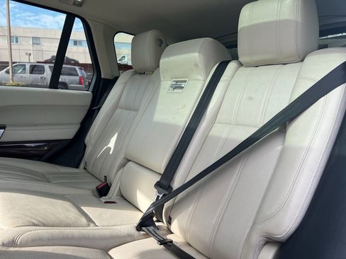 Used 2016 Land Rover Range Rover HSE image 28
