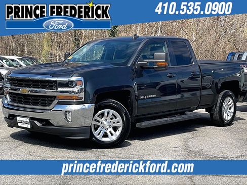 Used 2017 Chevrolet Silverado 1500 LT w/ Max Trailering Package image 3