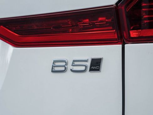 New 2026 Volvo XC60 B5 Ultra w/ Protection Package Premier image 7