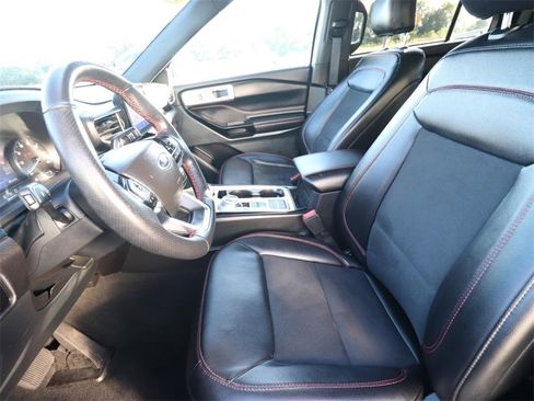 Certified 2023 Ford Explorer ST-Line w/ Class IV Trailer Tow Package image 2
