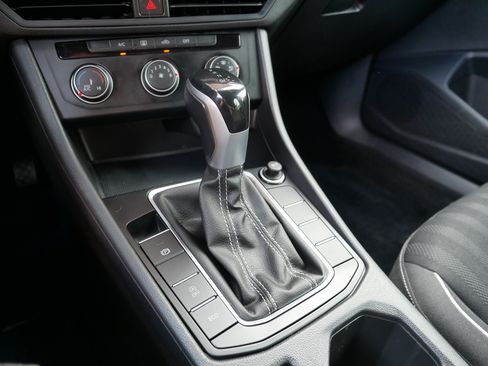 Used 2022 Volkswagen Jetta Sport FWD image 24