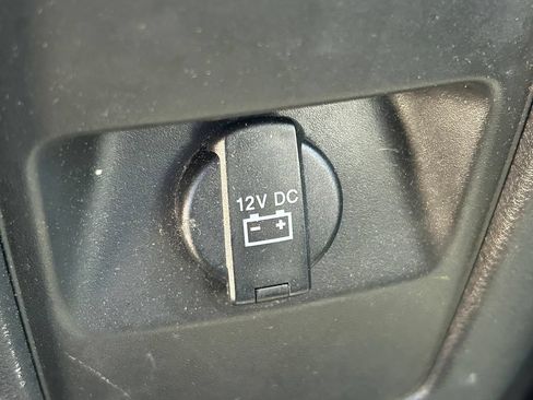 Used 2017 Dodge Journey SXT FWD image 22