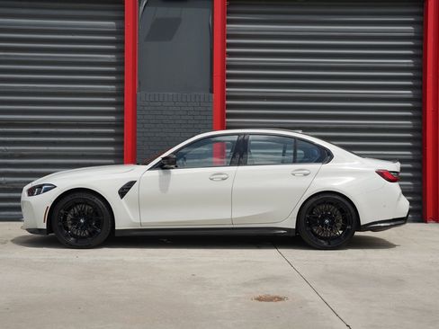 Used 2025 BMW M3 Competition w/ M Carbon Exterior Package AWD/4WD image 9