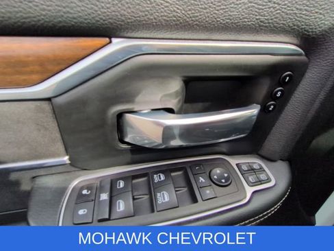 Used 2024 RAM 2500 Laramie AWD/4WD image 24