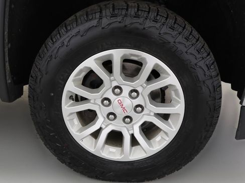 Certified 2019 GMC Sierra 1500 SLE w/ SLE Value Package AWD/4WD image 21