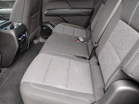 Used 2025 GMC Acadia Elevation image 16