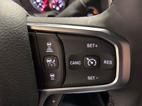 New 2026 RAM 2500 Big Horn AWD/4WD image 18