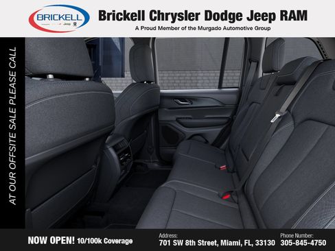 Used 2025 Jeep Grand Cherokee Laredo X AWD/4WD image 23