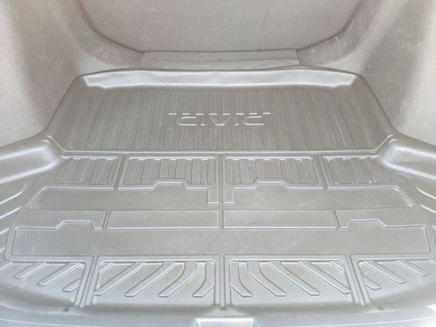 Used 2022 Honda Civic EX image 31