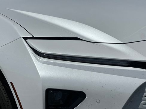 Used 2025 Toyota Crown Signia w/ Advanced Technology Package image 44