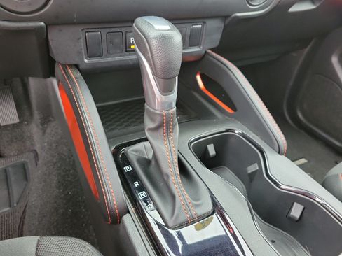 Used 2025 Nissan Frontier Pro-X RWD image 19