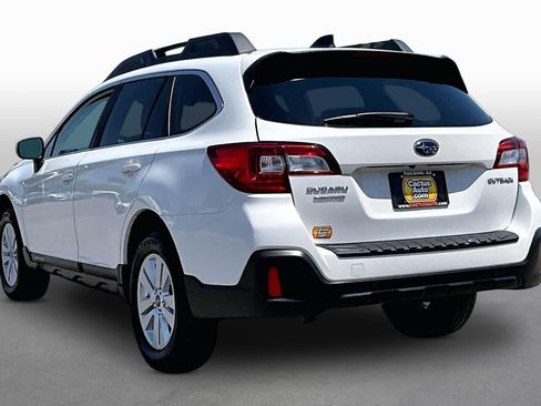 Used 2019 Subaru Outback 2.5i Premium AWD/4WD image 11