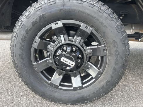 Used 2024 Ford F250 XL w/ STX Appearance Package AWD/4WD image 29