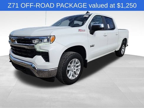 Certified 2022 Chevrolet Silverado 1500 LT w/ Z71 Off-Road Package image 3