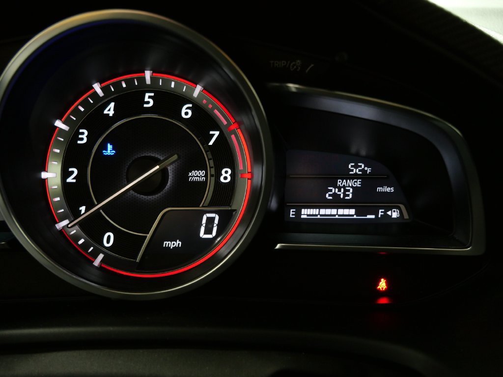 Used 2014 MAZDA MAZDA3 s Touring FWD image 28