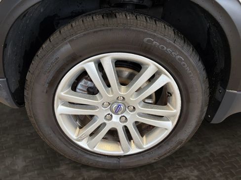 Used 2010 Volvo XC90 3.2 image 32