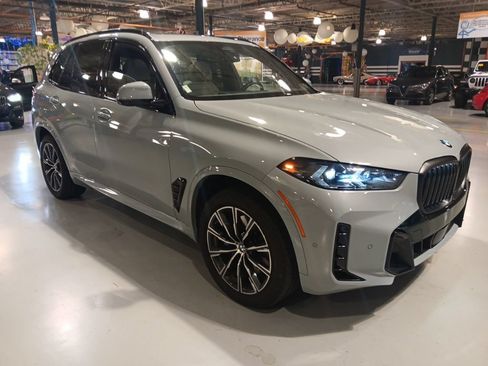 Used 2024 BMW X5 xDrive40i w/ Executive Package AWD/4WD image 1