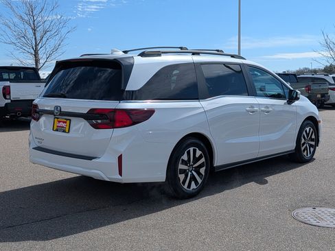 Used 2026 Honda Odyssey EX-L image 7