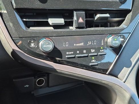 Certified 2023 Toyota Camry SE FWD image 13