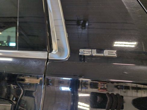 Used 2017 GMC Yukon SLE w/ Convenience Package image 28