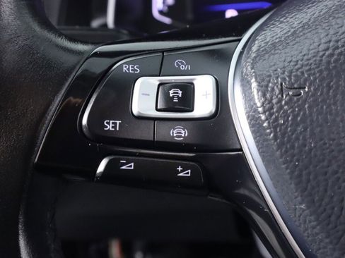 Used 2019 Volkswagen Jetta SEL Premium image 12