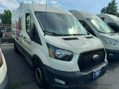 Used 2021 Ford Transit 250 Medium Roof RWD image 4