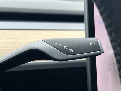 Used 2021 Tesla Model 3 Standard Range Plus image 21