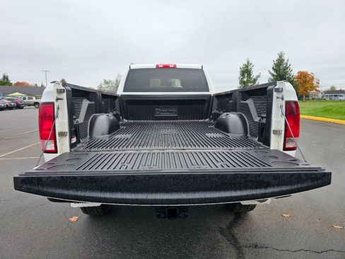 Used 2015 RAM 2500 Tradesman w/ Protection Group image 21