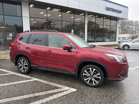 Used 2023 Subaru Forester Limited image 10