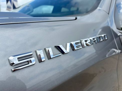 Used 2023 Chevrolet Silverado 1500 LT AWD/4WD image 11
