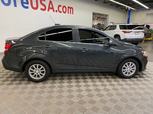 Used 2020 Chevrolet Sonic LT w/ Convenience Package FWD image 7