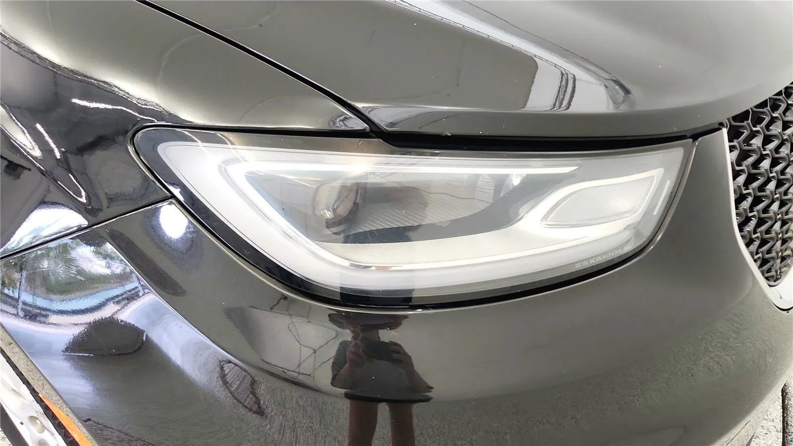 Used 2023 Chrysler Pacifica Touring-L FWD image 15