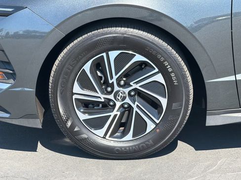 Used 2026 Hyundai Sonata Blue FWD image 29