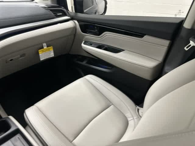 New 2027 Honda Odyssey Touring image 13