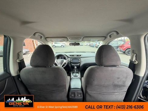 Used 2015 Nissan Rogue SV w/ SV Premium Package AWD/4WD image 13