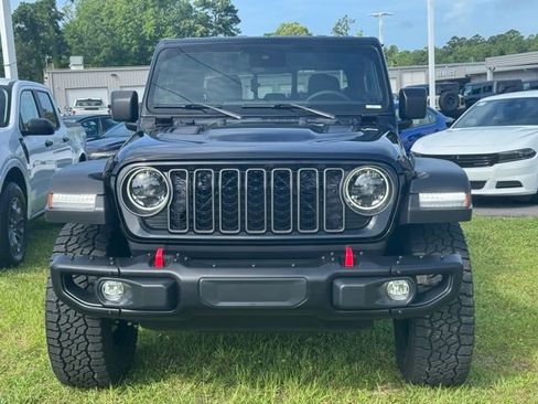 Used 2024 Jeep Gladiator Rubicon w/ Steel Bumper Group image 7