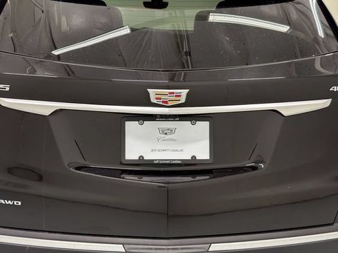 Certified 2025 Cadillac XT5 Premium Luxury w/ Technology Package AWD/4WD image 18