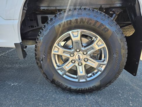 Used 2022 Ford F150 XLT w/ Equipment Group 302A High image 18