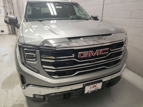 New 2026 GMC Sierra 1500 SLT w/ SLT Premium Plus Package image 6