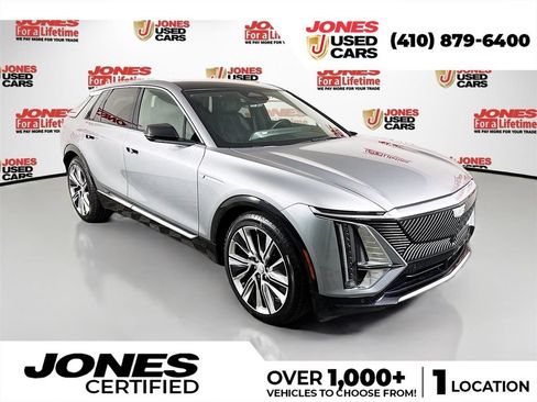 Used 2024 Cadillac Lyriq Luxury AWD/4WD image 1