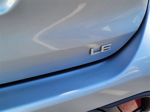 Certified 2023 Toyota Highlander LE image 9