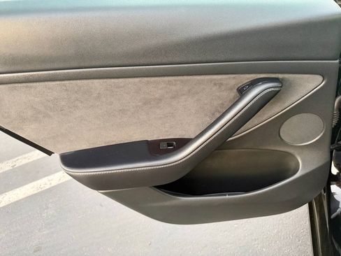 Used 2023 Tesla Model 3 Standard Range RWD image 22