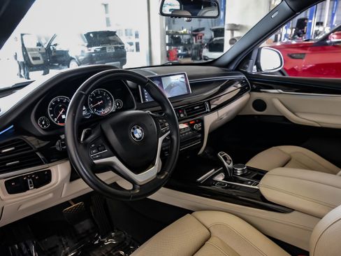 Used 2018 BMW X5 sDrive35i image 1